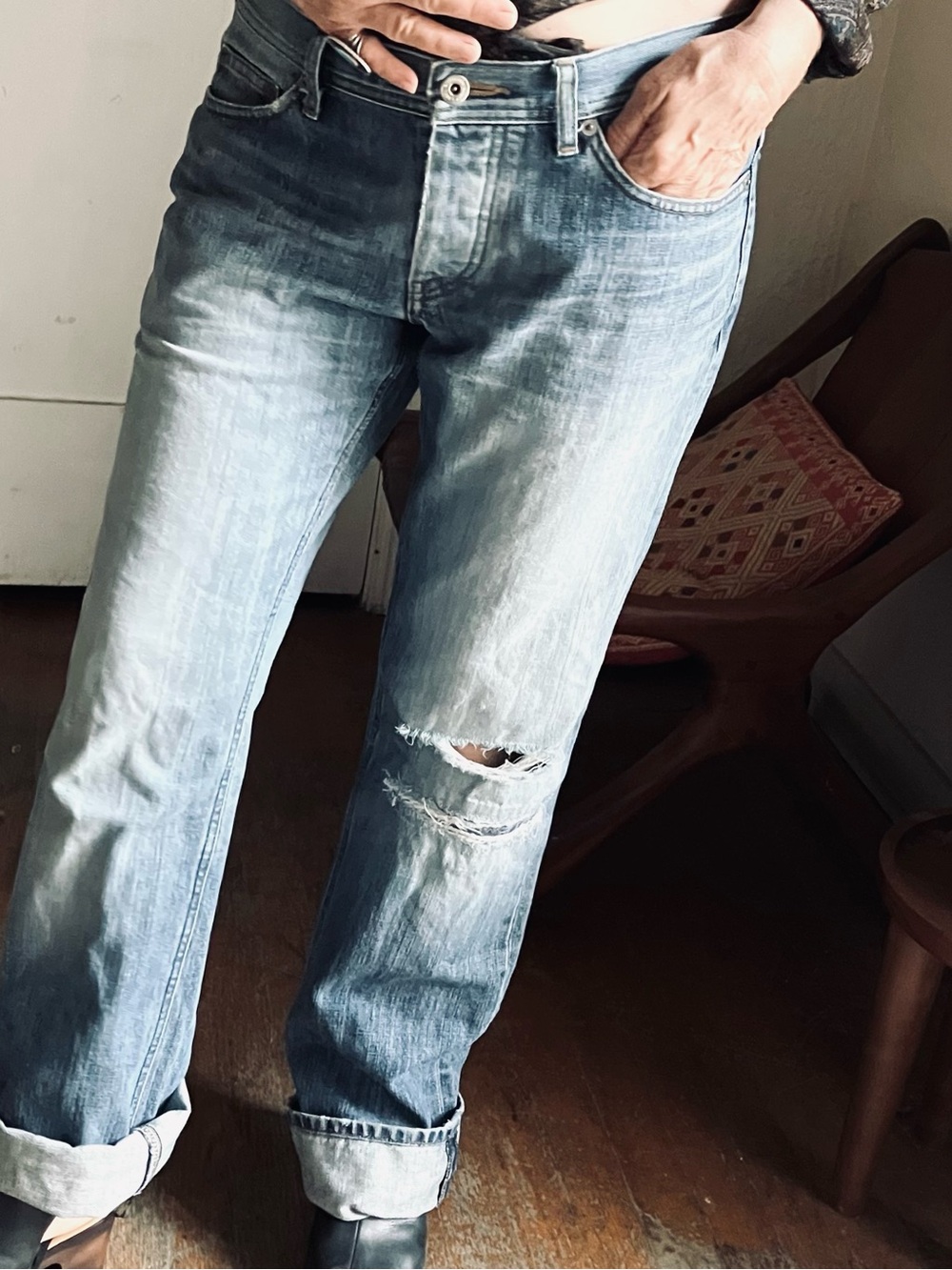 Burberry Black Label Denim with Distressing/Knee Patch Japanese Market 32